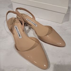 Manolo Blahnik Slingbacks 37 nude